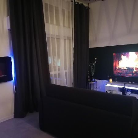 La Clef Des Bulles Apartment Еперне Екстериор снимка