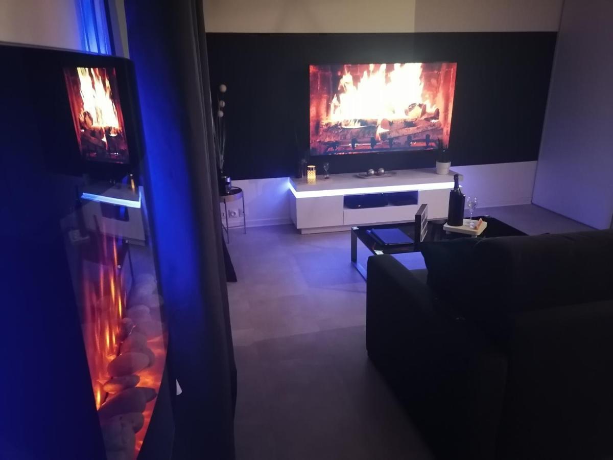 La Clef Des Bulles Apartment Еперне Екстериор снимка