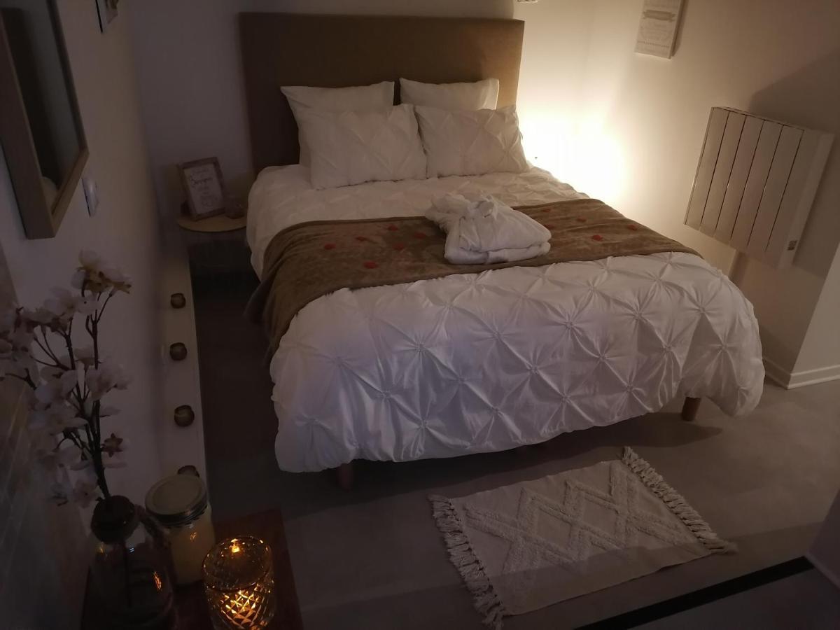 La Clef Des Bulles Apartment Еперне Екстериор снимка